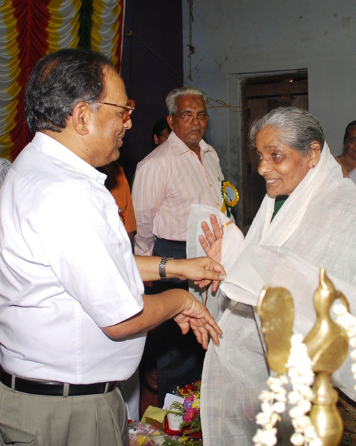 SEPTUAGENNIAL CELEBRATIONS of R M H S S - former students  Teachers meeting 