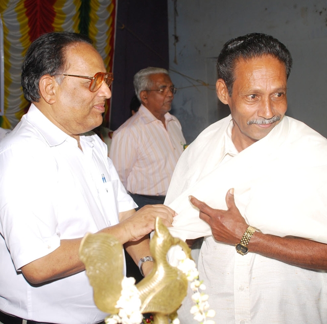 SEPTUAGENNIAL CELEBRATIONS of R M H S S - former students  Teachers meeting 