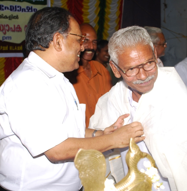 SEPTUAGENNIAL CELEBRATIONS of R M H S S - Old students meeting