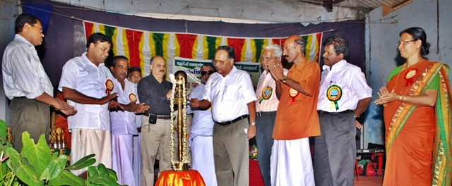 SEPTUAGENNIAL CELEBRATIONS of R M H S S - former students  Teachers meeting 